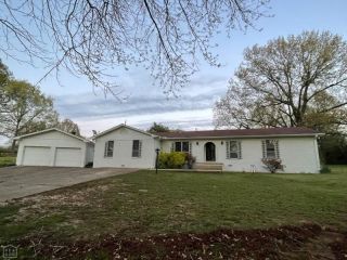 Foreclosed Home - 212 UNIVERSITY DR, 72405