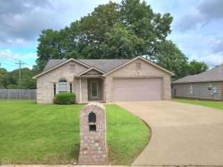 Foreclosed Home - 4700 WILDWOOD LN, 72405