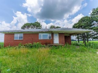 Foreclosed Home - 1048 LAWRENCE ROAD 730, 72410