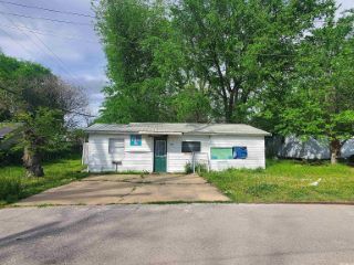 Foreclosed Home - 404 CHESTNUT ST, 72422