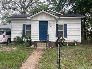 Foreclosed Home - 307 W 5TH ST, 72422