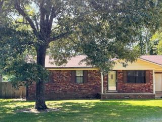 Foreclosed Home - 806 W 5TH ST, 72434