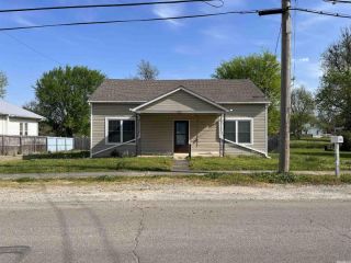 Foreclosed Home - 319 W HUNT ST, 72450