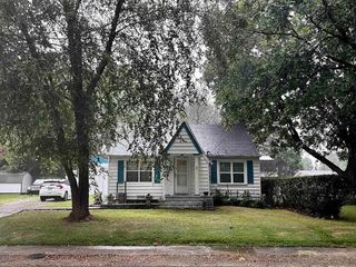Foreclosed Home - 805 W PARK ST, 72450