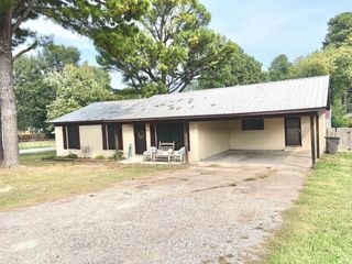 Foreclosed Home - 501 MADONNA ST, 72450