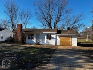 Foreclosed Home - 917 SWANEY AVE, 72472