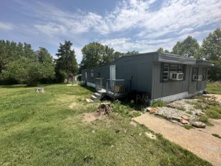 Foreclosed Home - 1210 HAWK LN, 72512