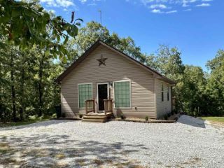 Foreclosed Home - 150 DEVILS FORK RANCH RD, 72530