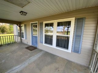 Foreclosed Home - 1190 WES ARNOLD RD, 72536