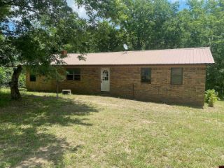 Foreclosed Home - 3703 N HIGHWAY 27, 72650