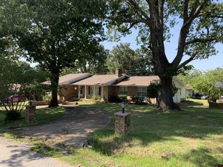 Foreclosed Home - 229 CHAPERAL DR, 72653