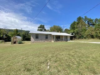 Foreclosed Home - 8216 HIGHWAY 66, 72680