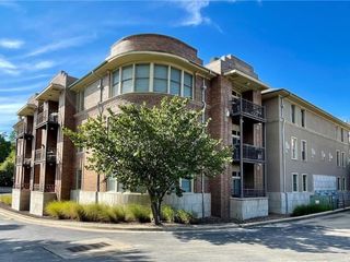Foreclosed Home - 600 W MEADOW ST APT 302, 72701