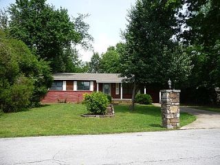 Foreclosed Home - 2020 N BAKER DR, 72703