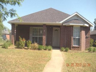 Foreclosed Home - 5656 W CHATTEL ST, 72704