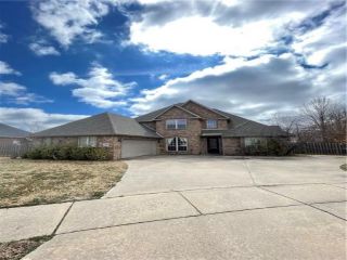 Foreclosed Home - 4555 W WEDGE DR, 72704