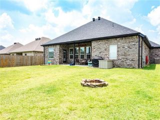 Foreclosed Home - 552 N SABINE PASS RD, 72704