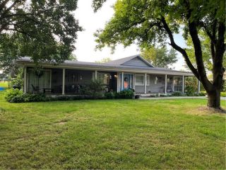 Foreclosed Home - 434 N DOUBLE SPRINGS RD, 72704
