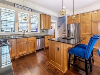 Foreclosed Home - List 100811815