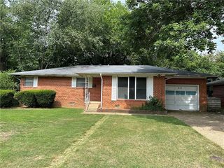 Foreclosed Home - 311 CRESTVIEW DR, 72712