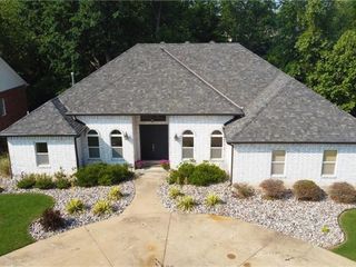 Foreclosed Home - 2 HARBOUR DR, 72712