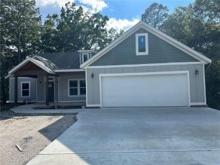 Foreclosed Home - 1 WREAY LN, 72714