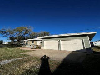 Foreclosed Home - 9200 S PLEASANT VALLEY RD, 72734