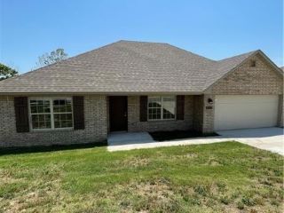 Foreclosed Home - 1008 VISTA ST, 72734
