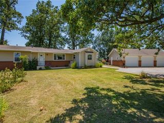 Foreclosed Home - 1933 HAZELTON RD, 72751