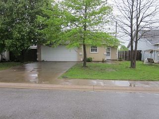 Foreclosed Home - 2704 N 6TH ST, 72756