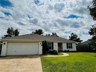 Foreclosed Home - 1100 LONGVIEW DR, 72756