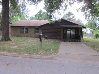 Foreclosed Home - 912 S 13TH PL, 72758