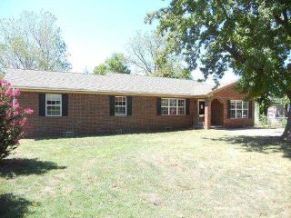 Foreclosed Home - 2104 S ELM ST, 72761