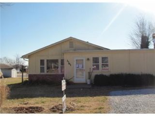 Foreclosed Home - 3761 W HUNTSVILLE AVE, 72762