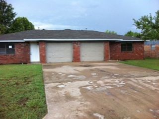 Foreclosed Home - 2003 W EMMA AVE, 72762
