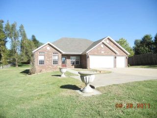 Foreclosed Home - 818 S MAESTRI RD, 72762