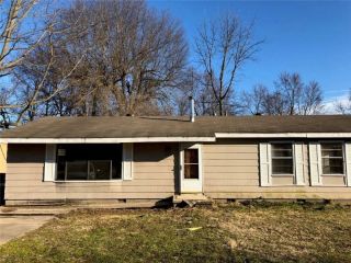 Foreclosed Home - 2209 DOGWOOD PL, 72762