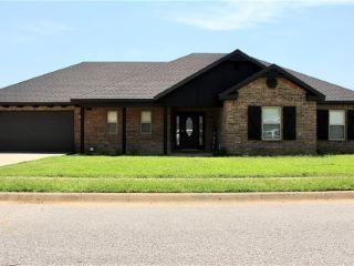 Foreclosed Home - 627 LOGANBERRY LN, 72764