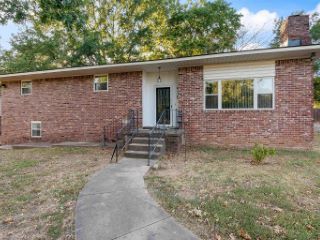 Foreclosed Home - 919 EASTWOOD DR, 72801