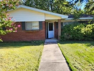 Foreclosed Home - 408 E 13TH ST, 72801