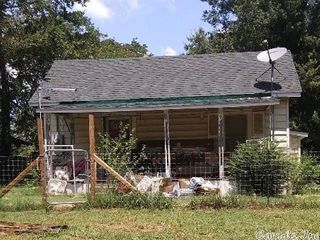 Foreclosed Home - 607 E SPRING ST, 72853