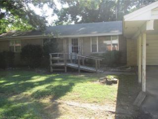 Foreclosed Home - 909 N 3RD ST, 72855