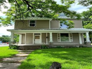 Foreclosed Home - 1101 N 12TH ST, 72901