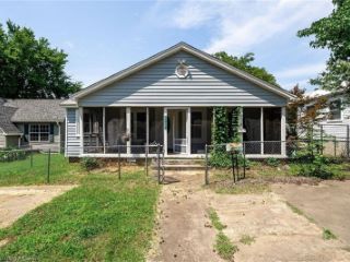 Foreclosed Home - 2121 S L ST, 72901