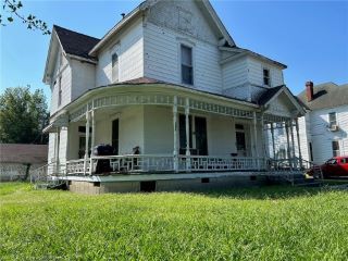 Foreclosed Home - 722 N 13TH ST, 72901