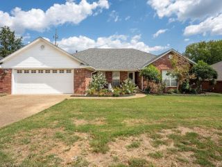 Foreclosed Home - 4009 COLTON DR, 72903