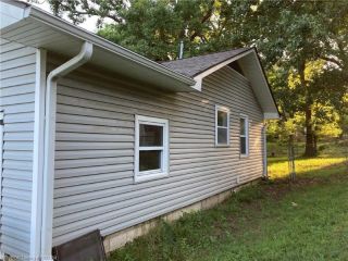 Foreclosed Home - 1443 N 50TH ST, 72904