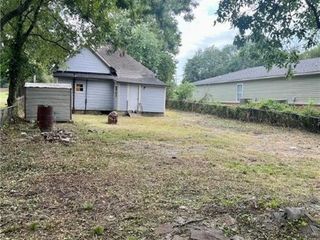 Foreclosed Home - 2019 N 14TH ST, 72904