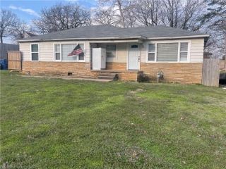 Foreclosed Home - 7514 HIGHWAY 271 S, 72908