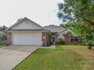 Foreclosed Home - 161 DAYBREAK LN, 72921